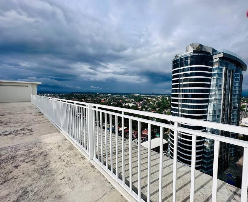Lengs Place 1 - Studio Unit At Inspiria Condo Beside Abreeza Mall Davao City Exterior foto